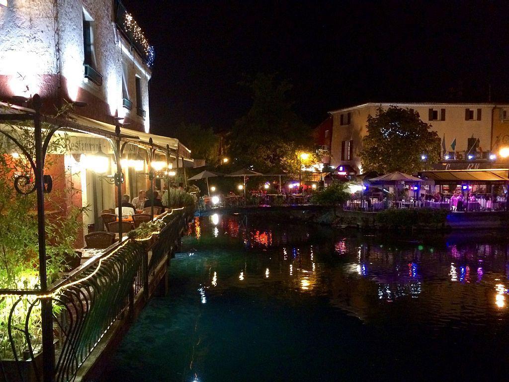 Studio De Charme Avec Sa Terrasse En Plein Coeur De Ville LʼIsle-sur-la-Sorgue Εξωτερικό φωτογραφία